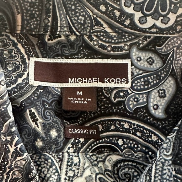 Michael Kors Classic fit buttoned down shirt 100% Cotton for Men. Size M - Picture 5 of 8